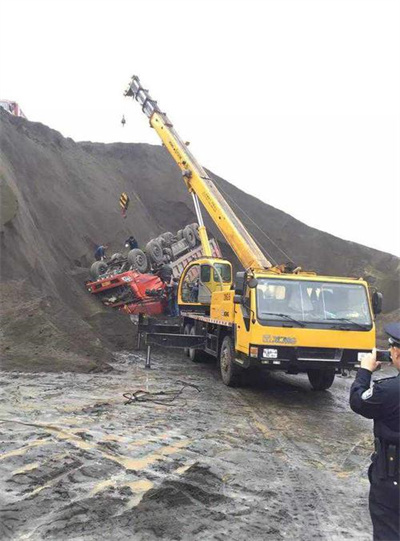 泾源上犹道路救援